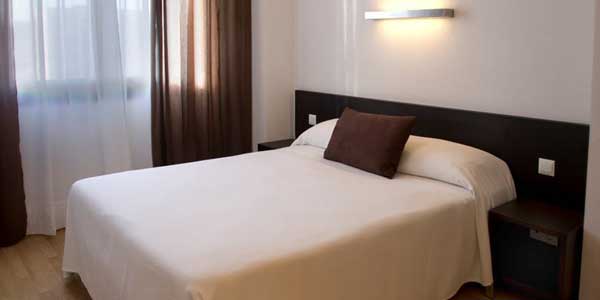 Aparthotel Compostela Suites